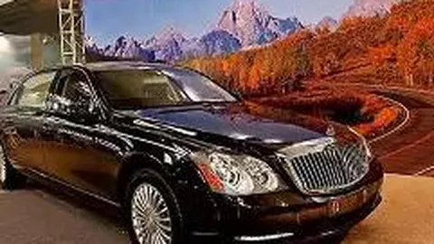 黄子韬透露与爱妻挑选婚纱的甜蜜时刻